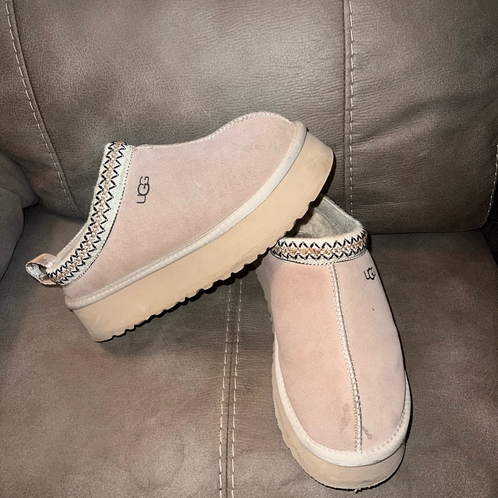Ugg Tasman platform